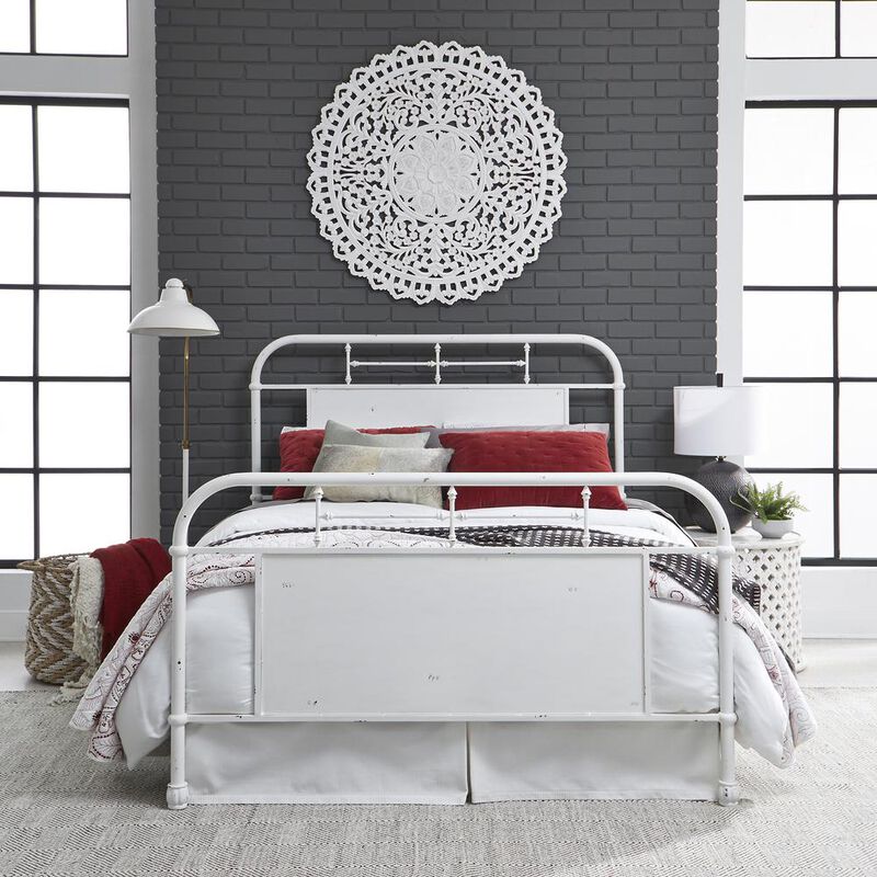 Liberty Furniture Vintage Series Queen Metal Bed - Antique White in Distressed Metal image number 4