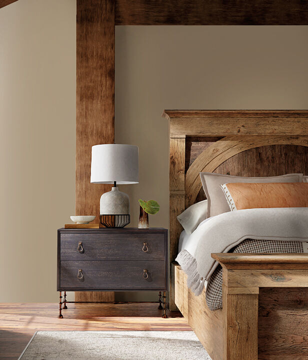 Big Sky Bachelors Chest