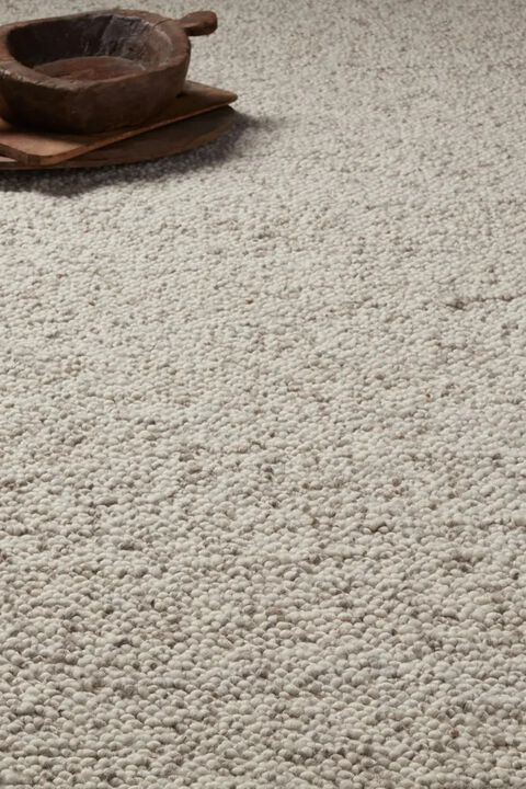 Quiet Time Hadren Snow White 9' x 12' Rug