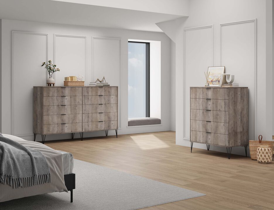 Dumbo Dresser and Chest of Drawers Set in Gray