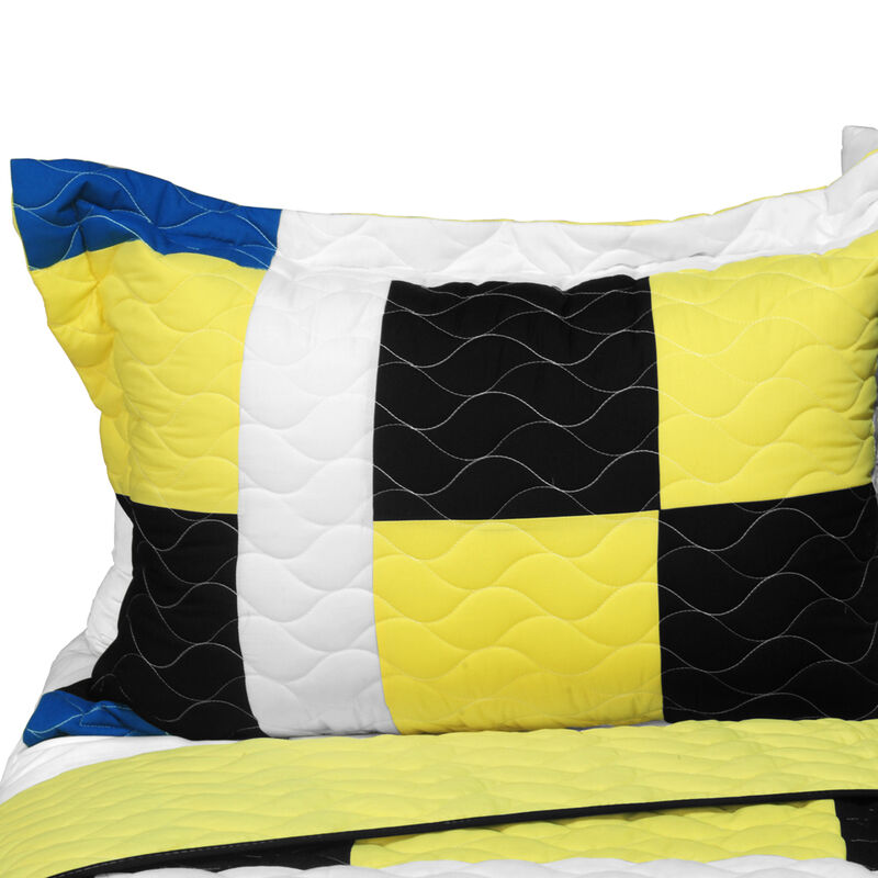 3PC Vermicelli-Quilted Patchwork Quilt Set Yellow Soft Lightweight Bedding image number 2