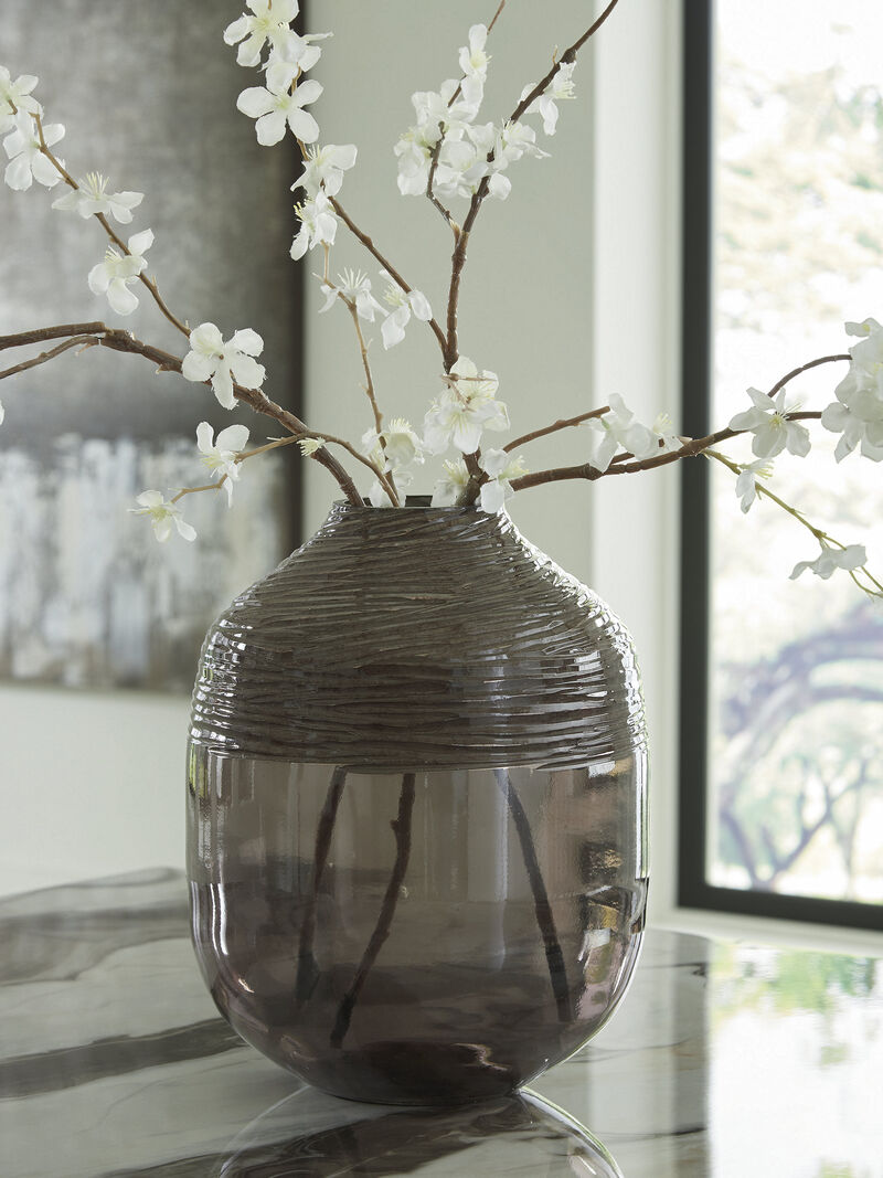 Harpwick Vase image number 1