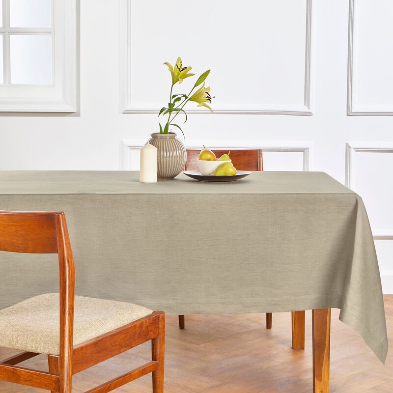 Solino Home Fete 100% Linen Tablecloth &ndash; Handcrafted, Machine Washable, Perfect for Holiday and Everyday Dining