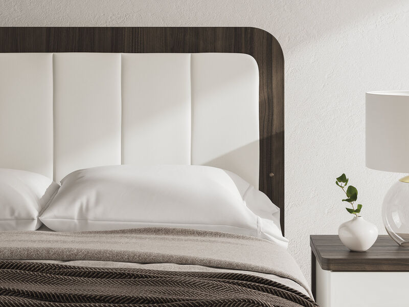 Mazilar Queen Upholstered Bed image number 2