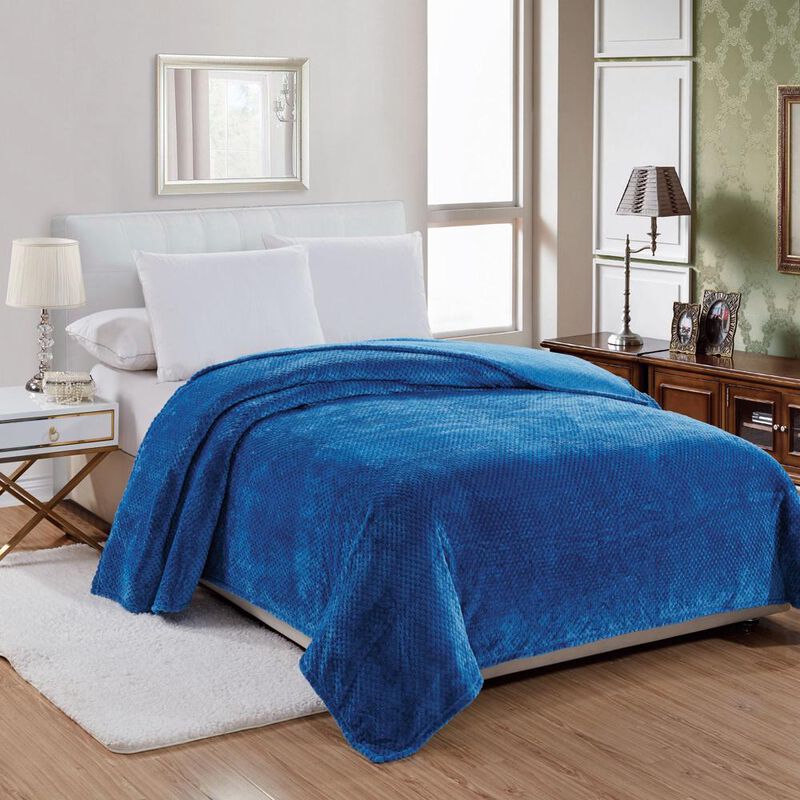 Plazatex Noble House Micro Plush Blanket