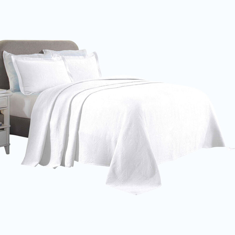 Lightweight Cotton Bedspread Set 3-Piece, Celtic Circle Patterned Matelasse image number 1