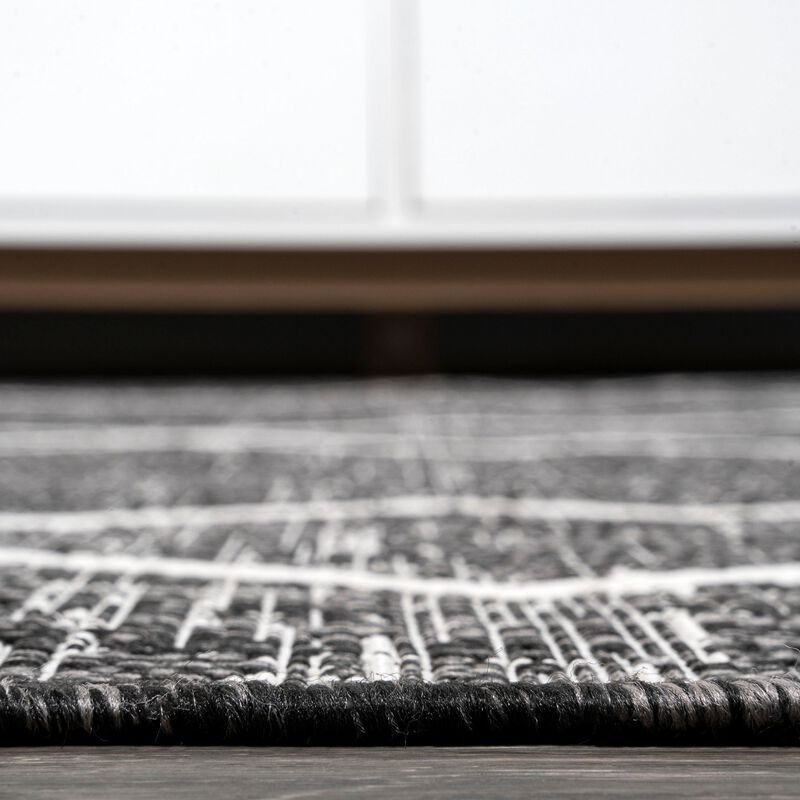 Carwa Tribal Diamond Trellis Indoor/Outdoor Area Rug