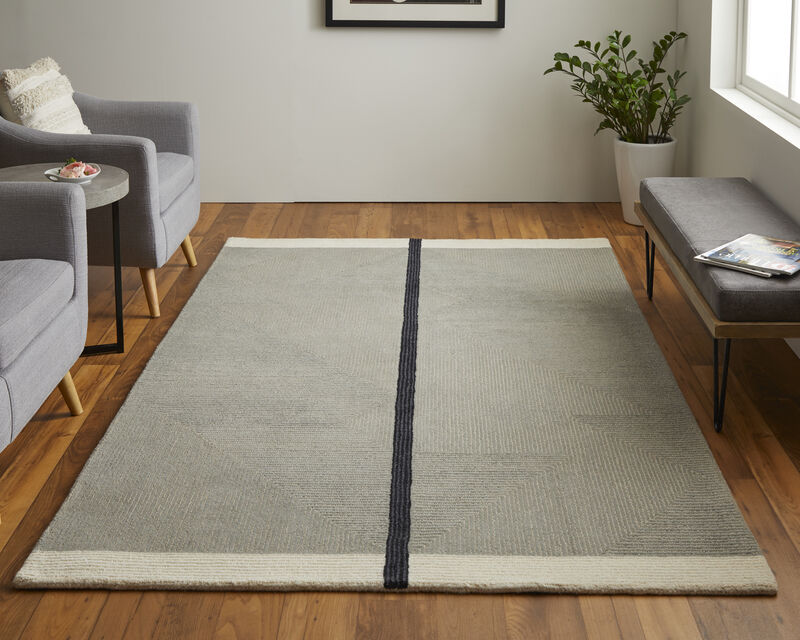 Maguire 8904F Taupe/Black 8' x 10' Rug