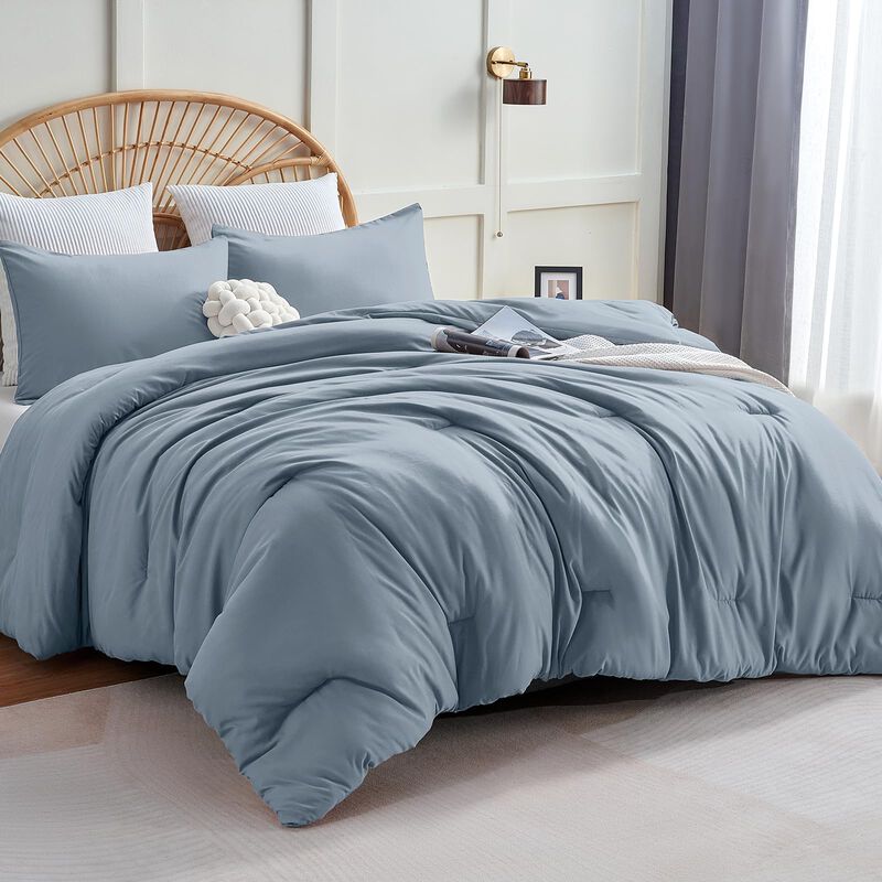 CozyLux Grayish Blue Comforter Set Full Size, 3 Pieces Solid Breathable Quilted Boho Style Bedding Sets, Luxury Fluffy Soft Micr