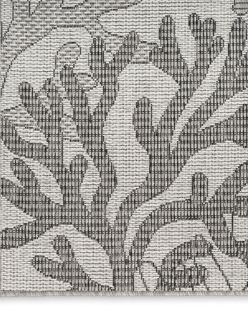 Garden Oasis GOA05 Gray 9' x 12' Rug