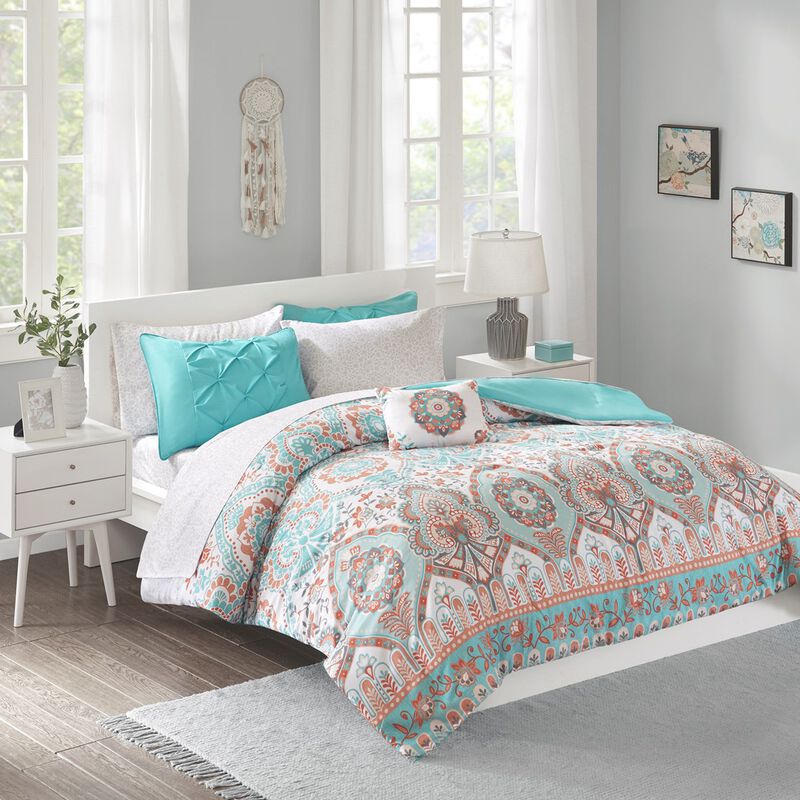 Gracie Mills Kalliope Boho 7-Piece Comforter Set with Bed Sheets