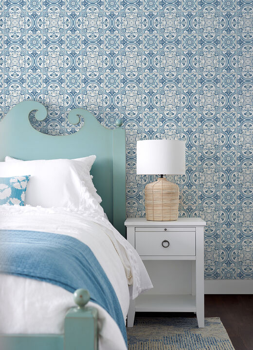 Concord Blue Medallion Wallpaper