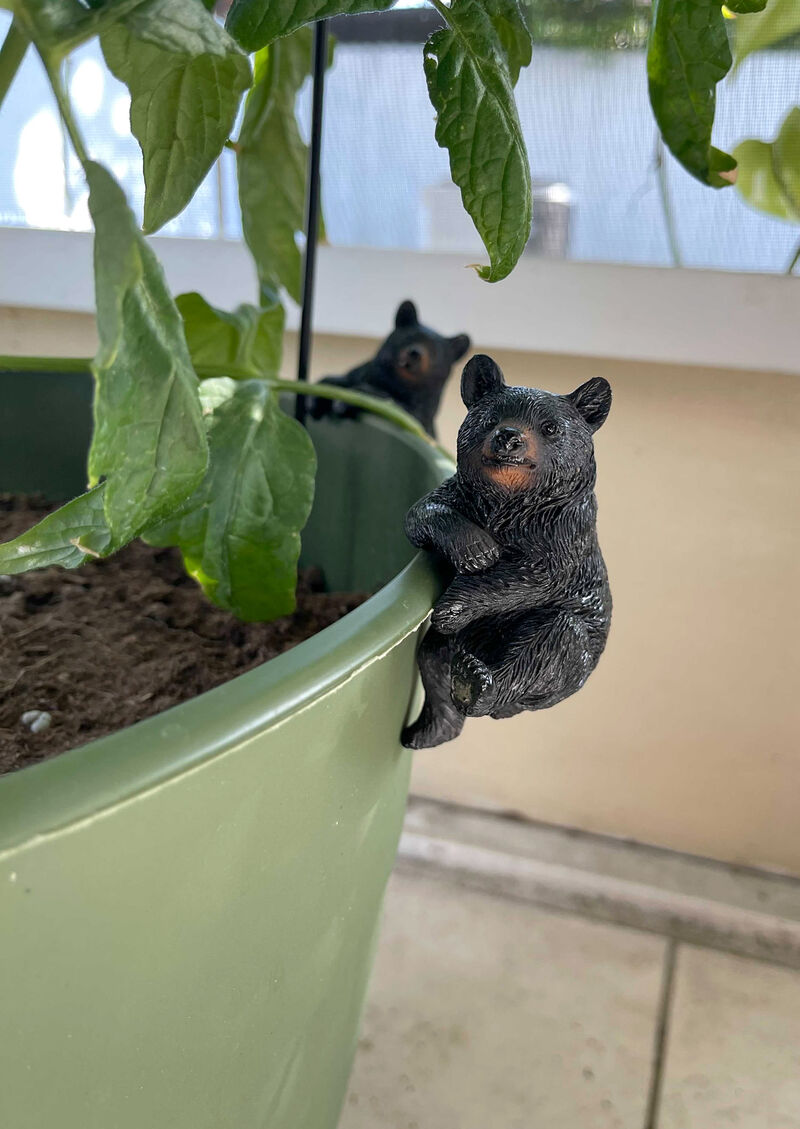 Set of 4 Black Bear Planter Pot Hanging Decorative Figurines Resin Plant Decor image number 2