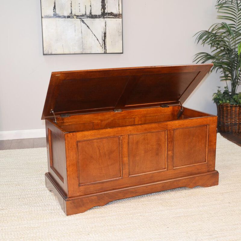 Carolina Living Camden Blanket Chest - Chestnut