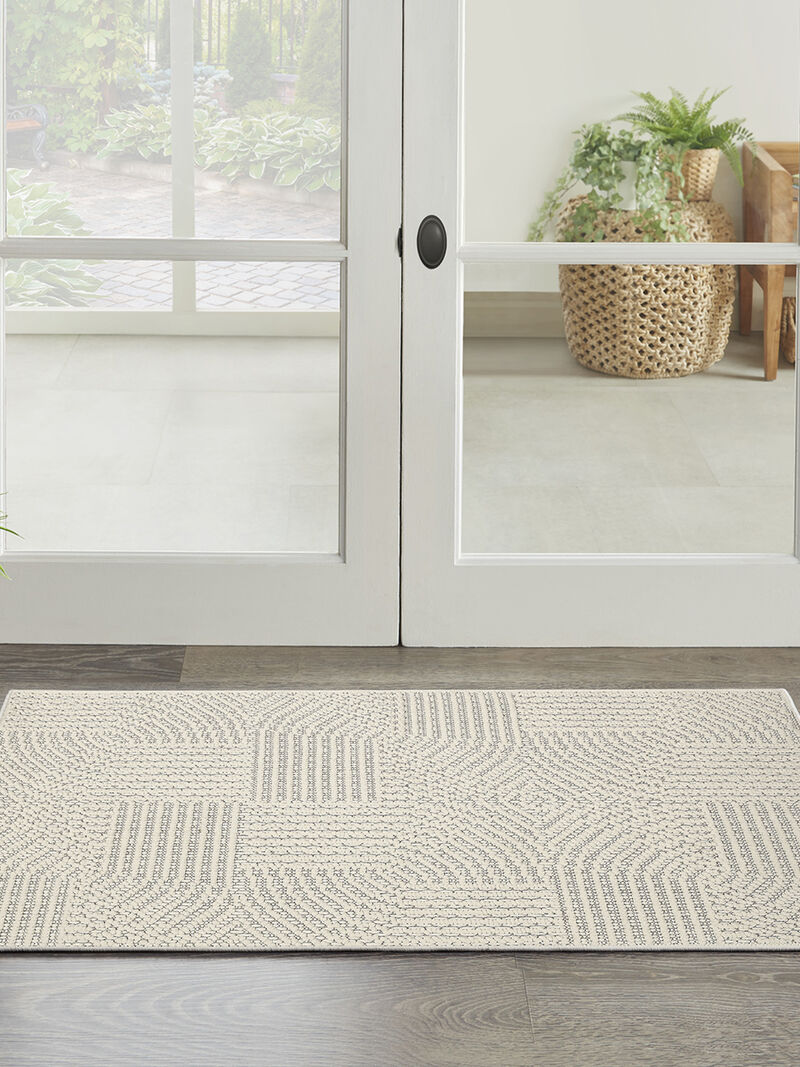 Natural Texture NTX02 Ivory 2'2" x 3'9" Rug