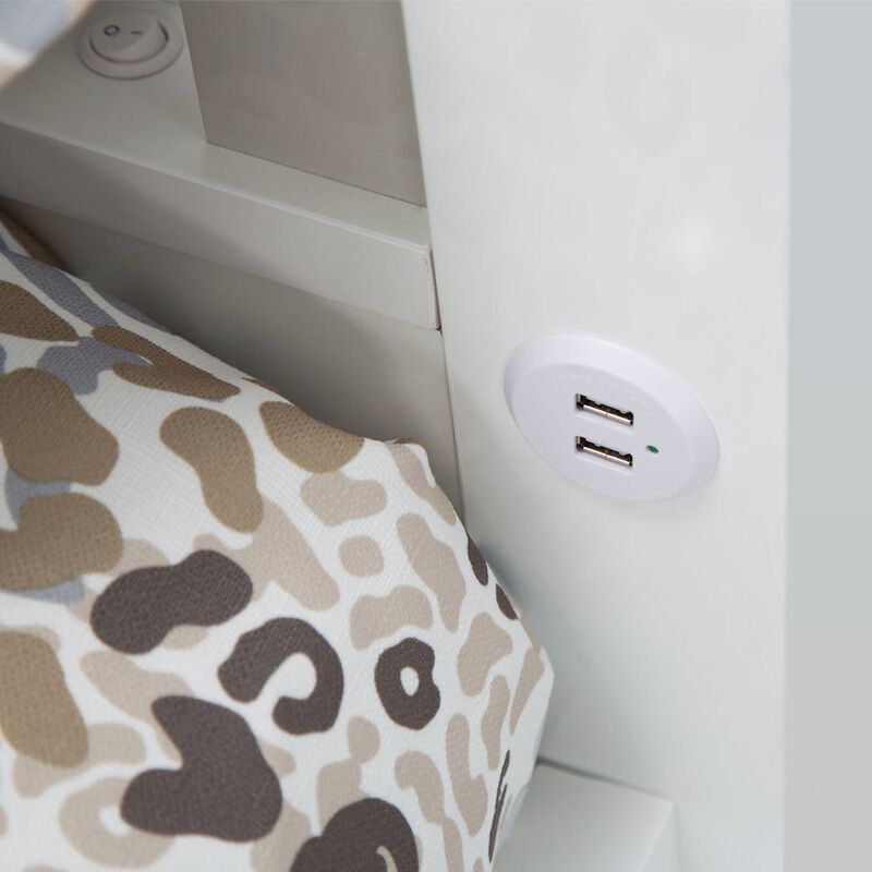 Michael Amini Sky Tower Queen Bed - Cloud White