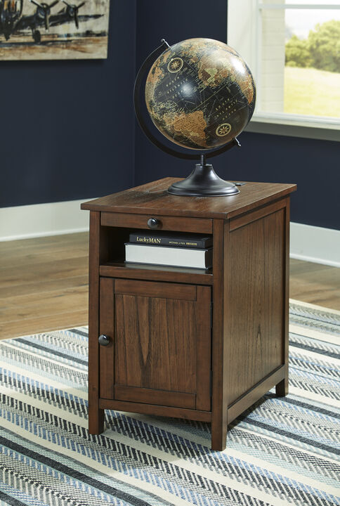 Treytown Chairside End Table