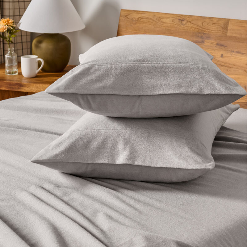 Soft & Cozy 100% Cotton Flannel Pillowcase Set image number 2