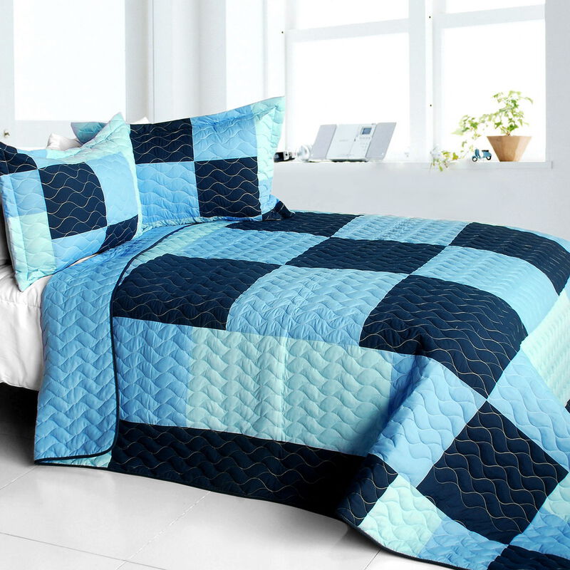 Azurite Plaid Quilt Set Queen Size with Patchwork and Quilted Stitching-Blue image number 0