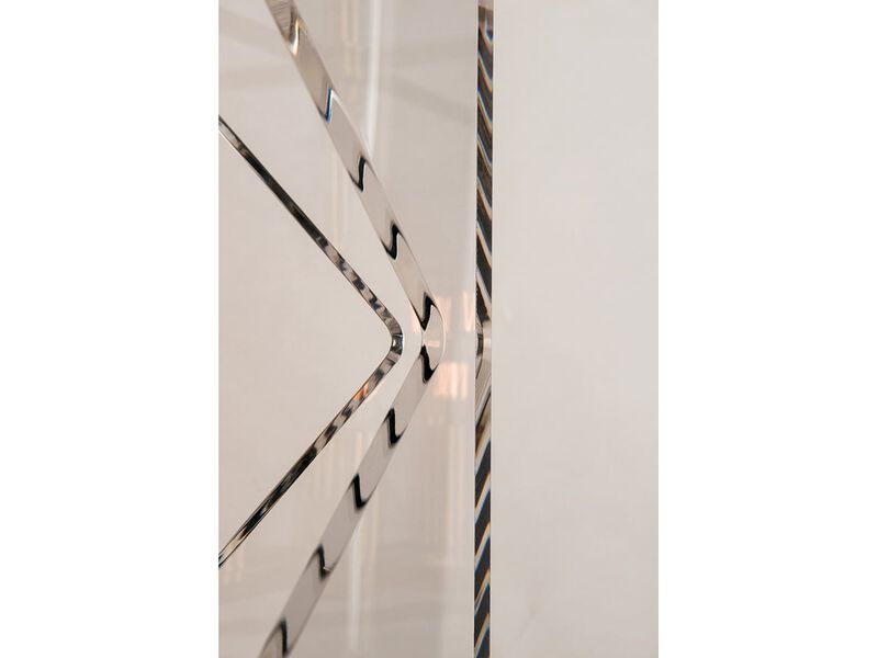 Travis Lantern image number 6