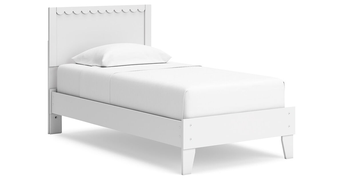 Hallityn Panel Bed
