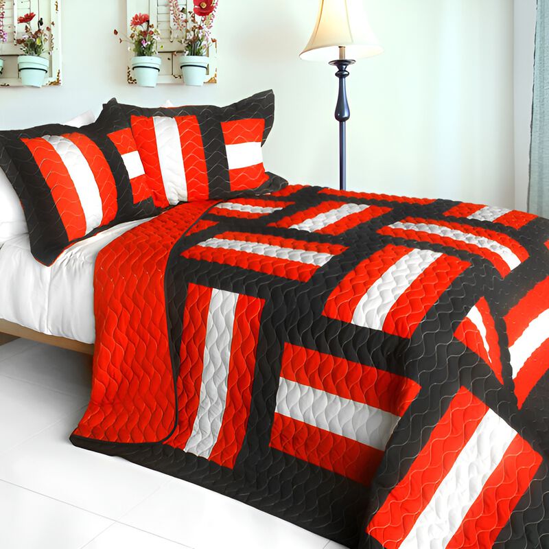 3 Piece Queen Patchwork Quilt Set Love Spell Bedroom Bedding image number 0