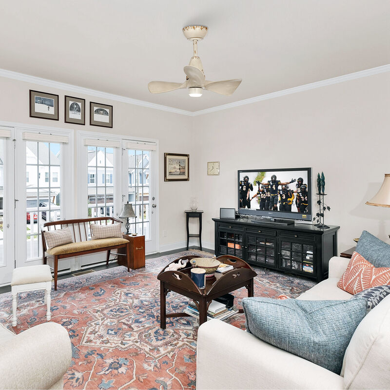 28" Modern White Propoller LED Ceiling Fan with Remote Control