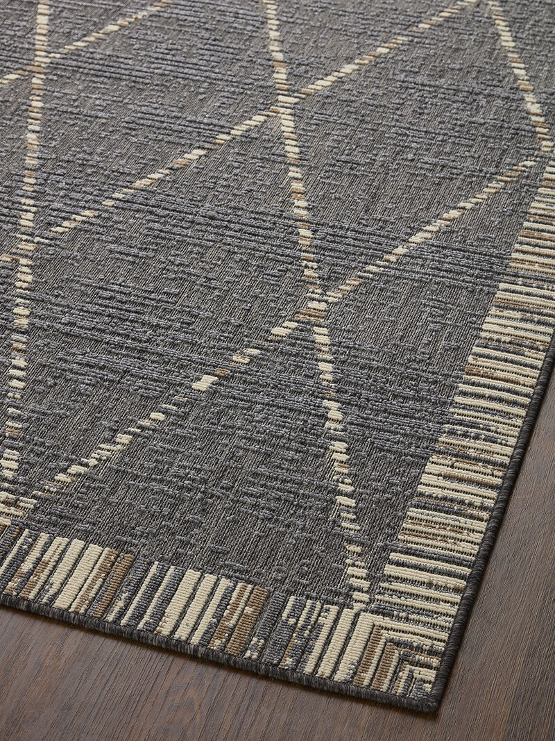 Rainier RAI09 2'3" x 7'7" Rug