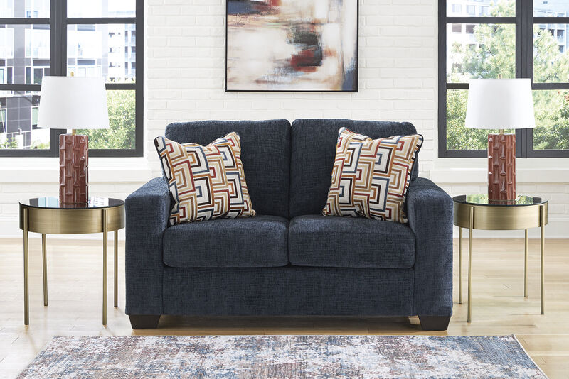 Aviemore Loveseat image number 1