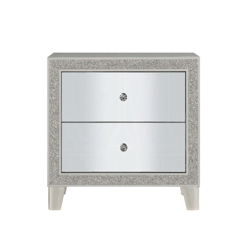 3pc King Bedroom Set, Upholstered Design, Silver, 2 Nightstands image number 4