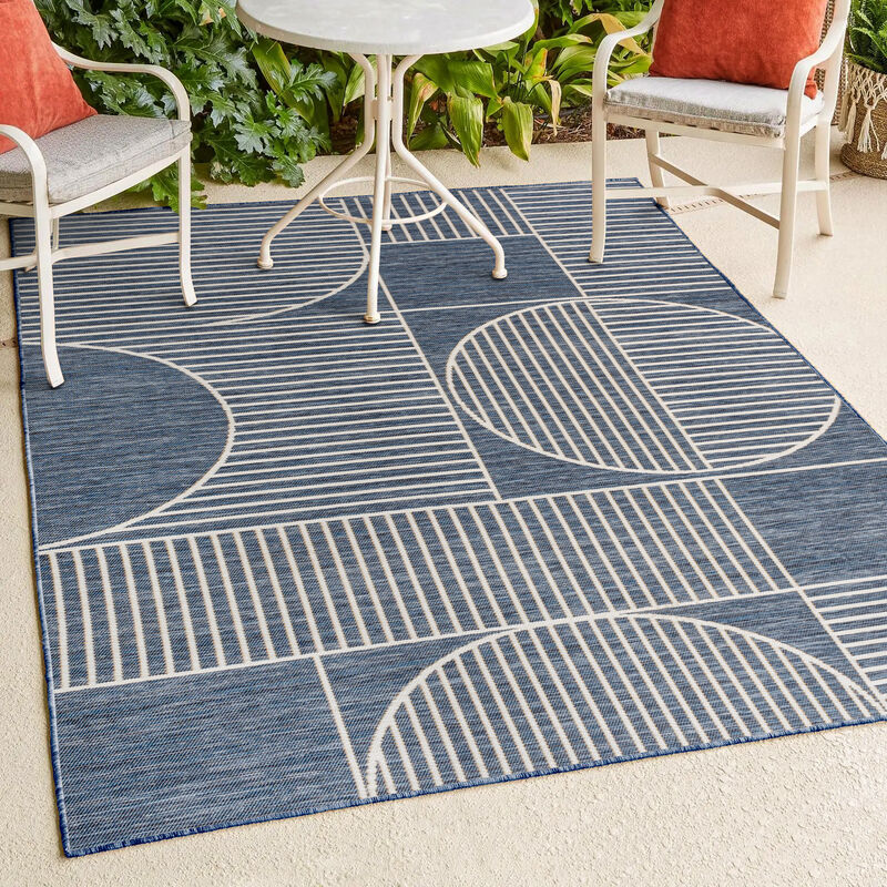 Modern Geometric Lines Reversible Machine-Washable Indoor/Outdoor Area Rug