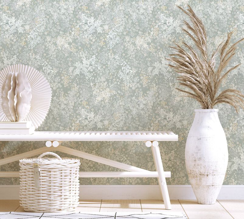 Flora Soft Foliage Green Wallpaper 47452