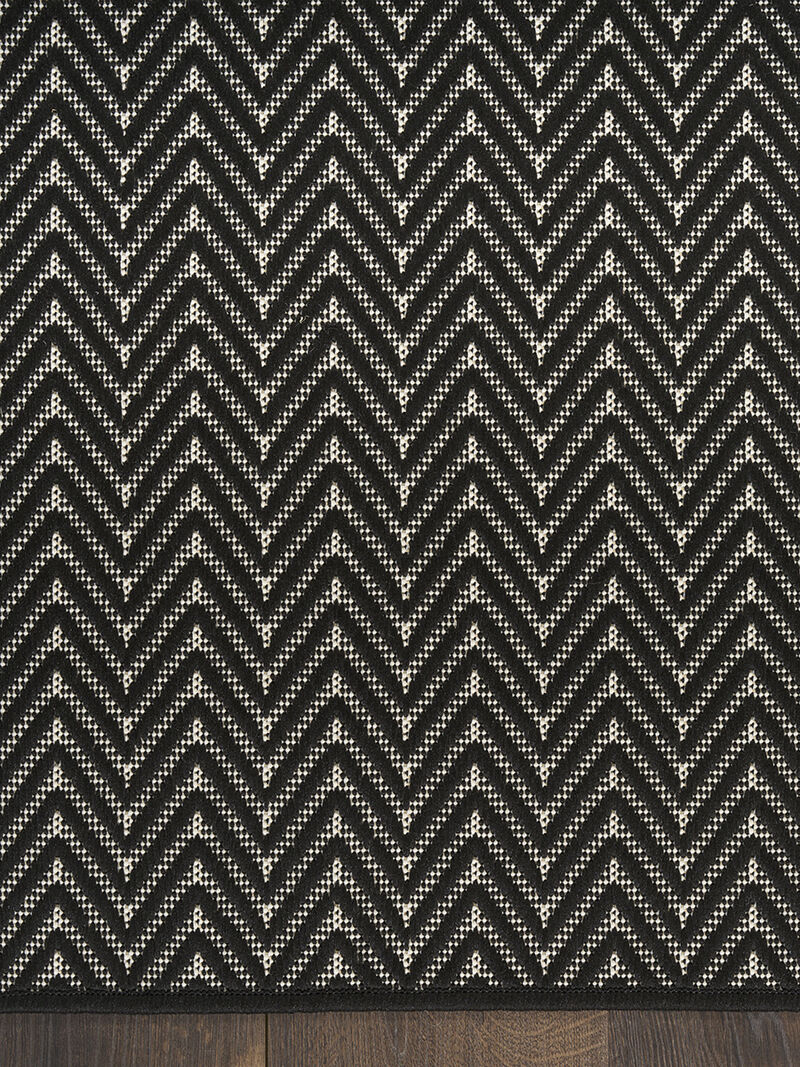 Horizon Indoor/Outdoor HOZ02 Black 8' x 10' Rug