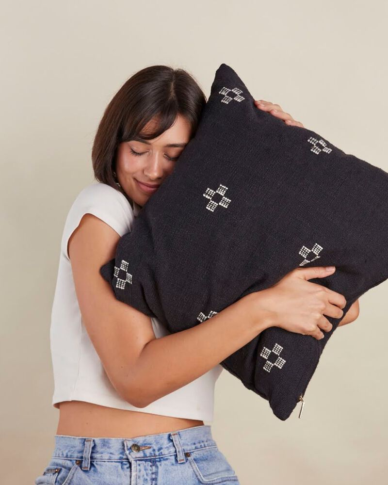 Marguerite Pillow Cover 20" x 20"