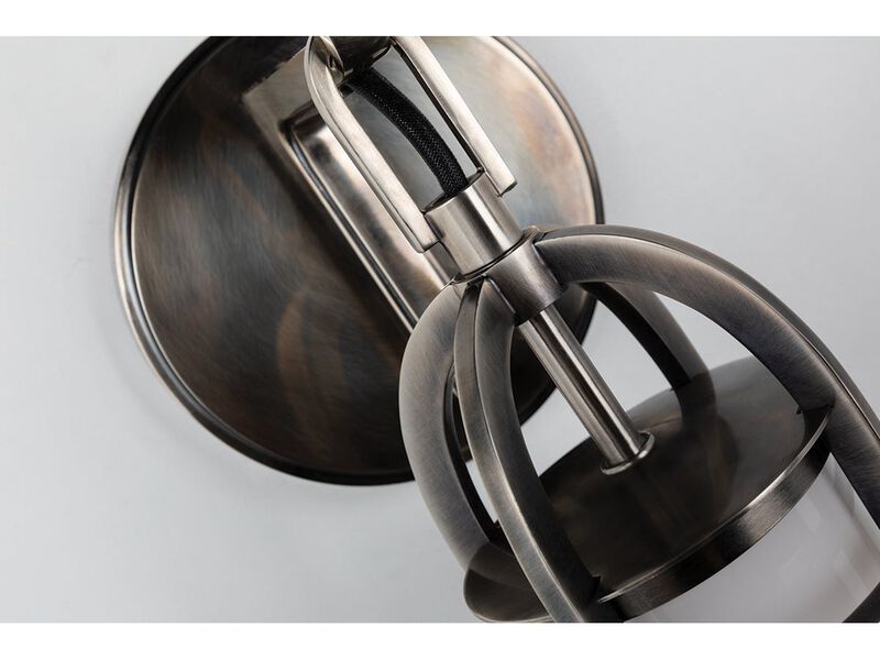 Portland Bath And Vanity Light image number 3