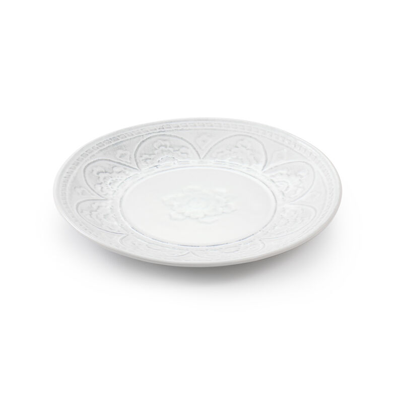 Gibson Elite Juneau 16 Piece Stoneware Dinnerware Set in White