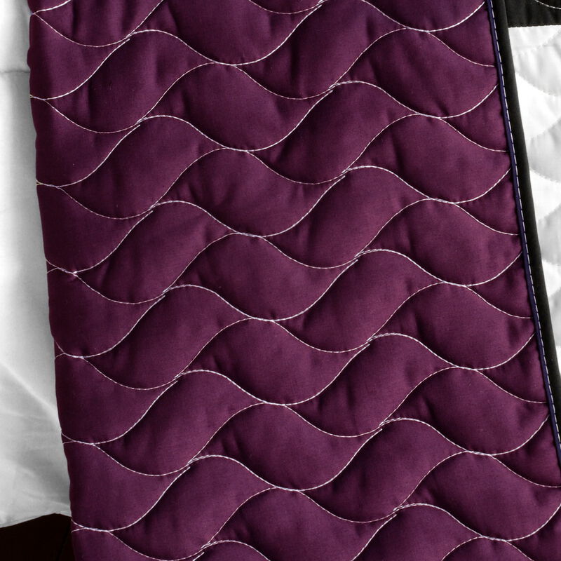 Vermicelli Quilted Patchwork Bedding Set Queen Size Afterglow Decorative Design image number 3