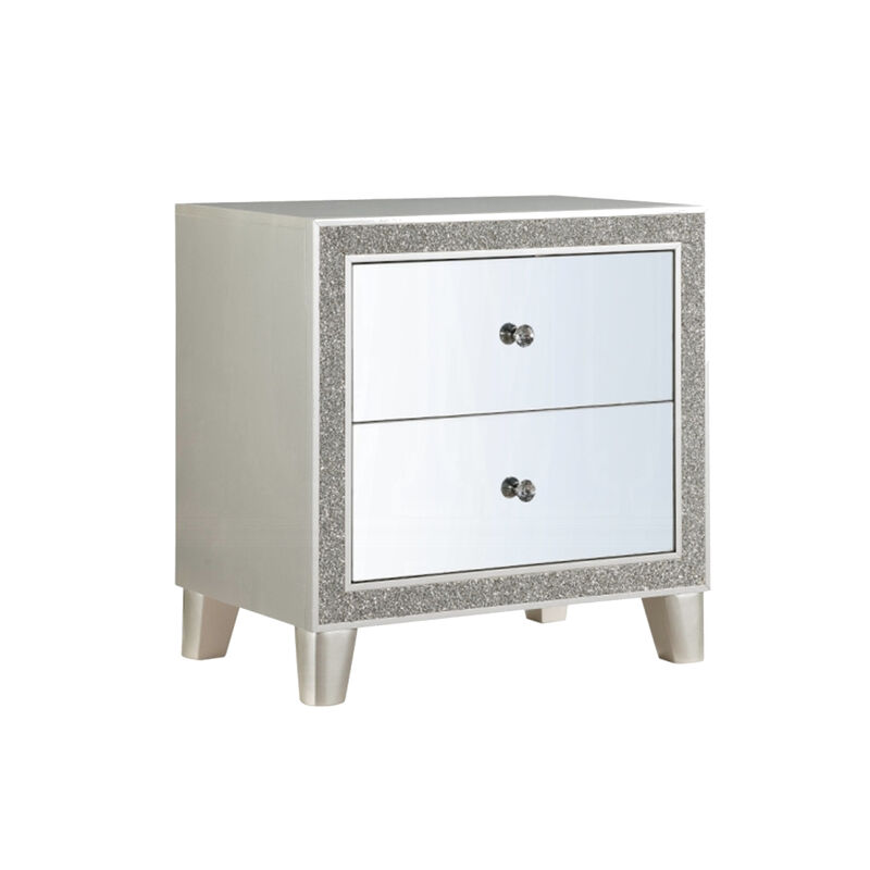 3pc King Bedroom Set, Upholstered Design, Silver, 2 Nightstands image number 3