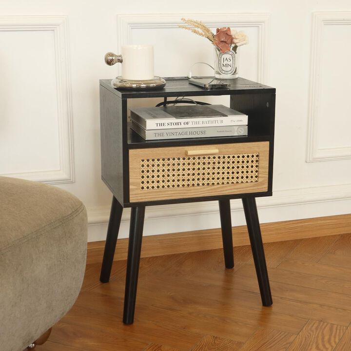 MaxSmeo Mid Century Modern Nightstand with Charging Station, Bedside Tables with Rattan Drawer, Small Wood Nightstand Side Table