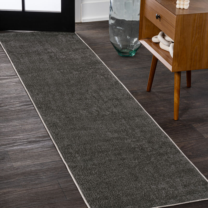 Twyla Classic Solid Low-Pile Machine-Washable Area Rug