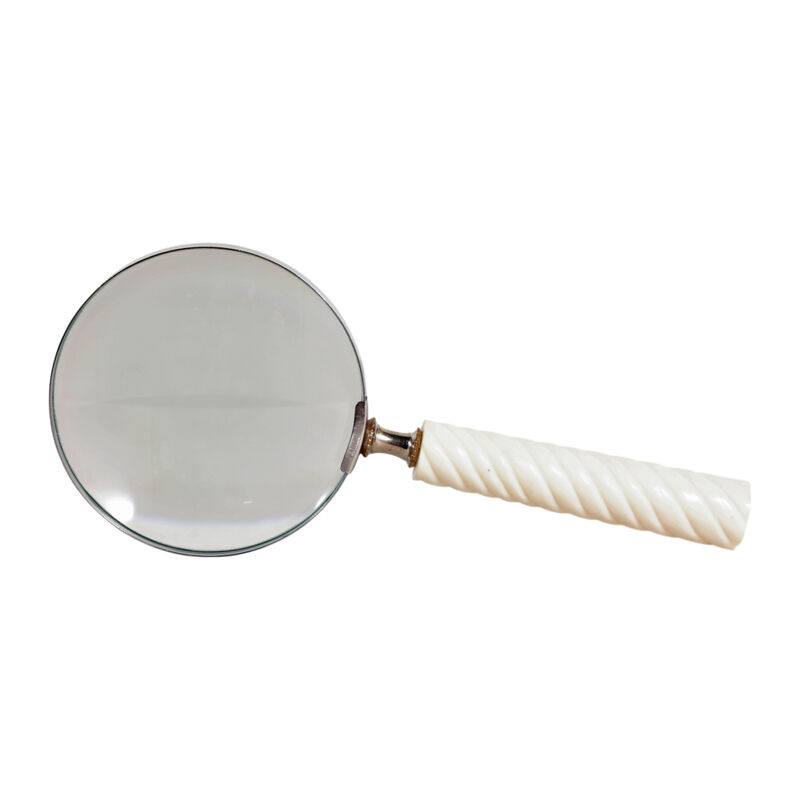 Ridged Handle Magnifying Glass image number 3
