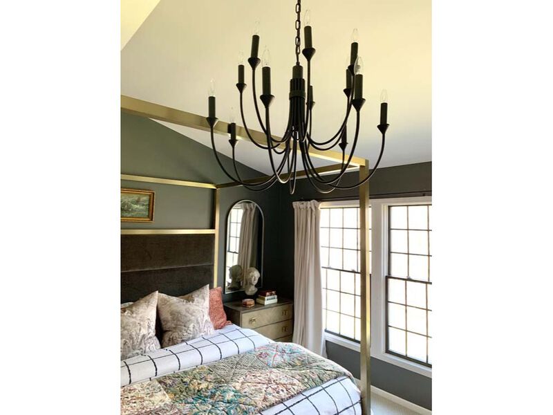 Cate Chandelier image number 1