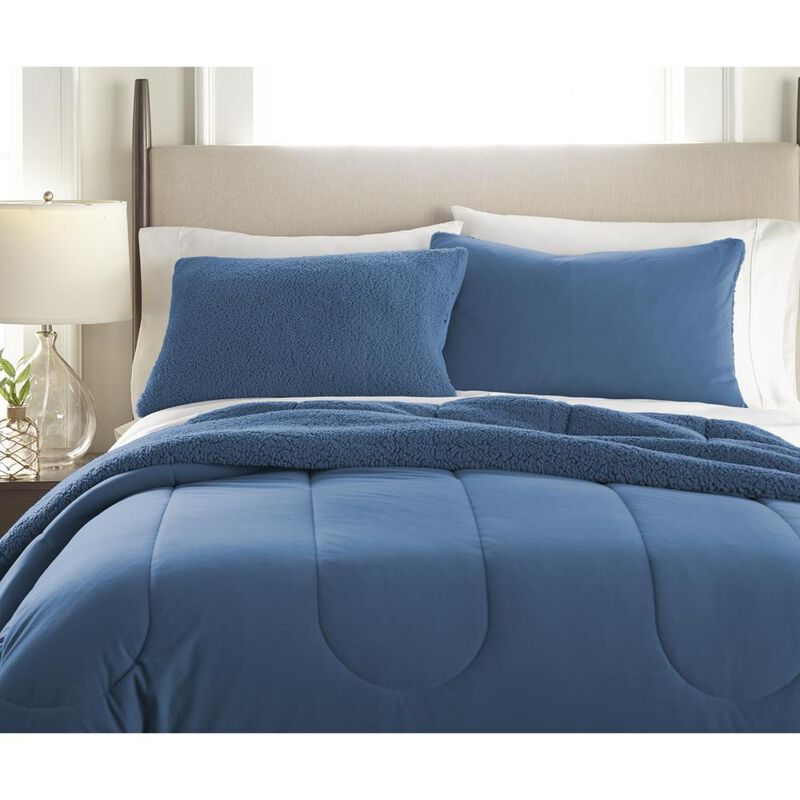 Micro Flannel Reverse to Sherpa Comforter Set