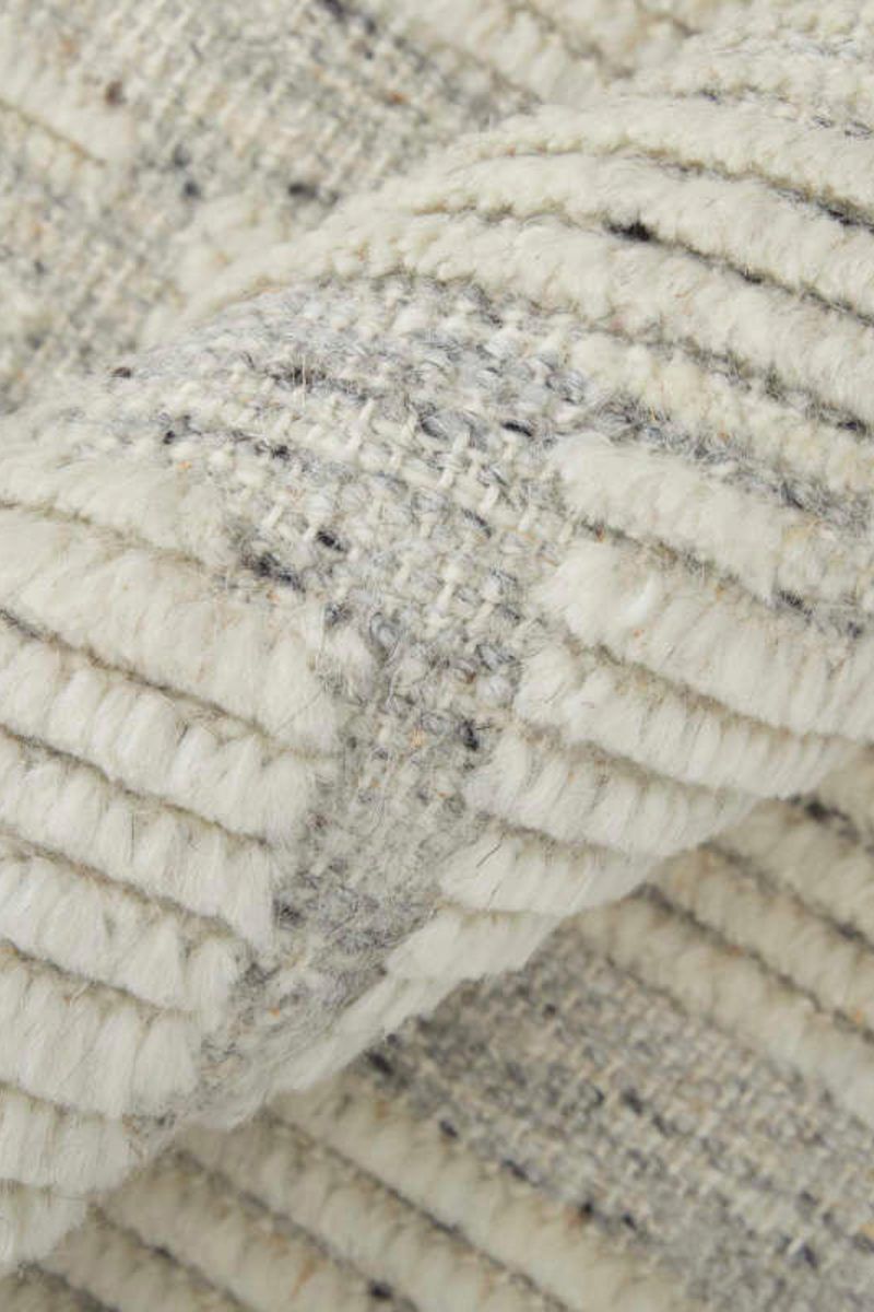 Bluff T6041 Gray/Natural 10' x 14' Rug by Thom Filicia image number 6