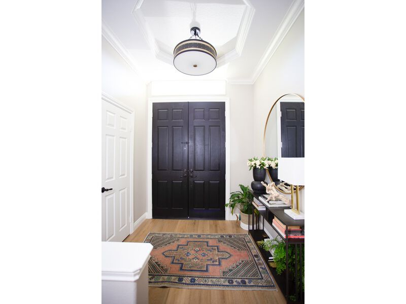 Gaines Chandelier image number 2