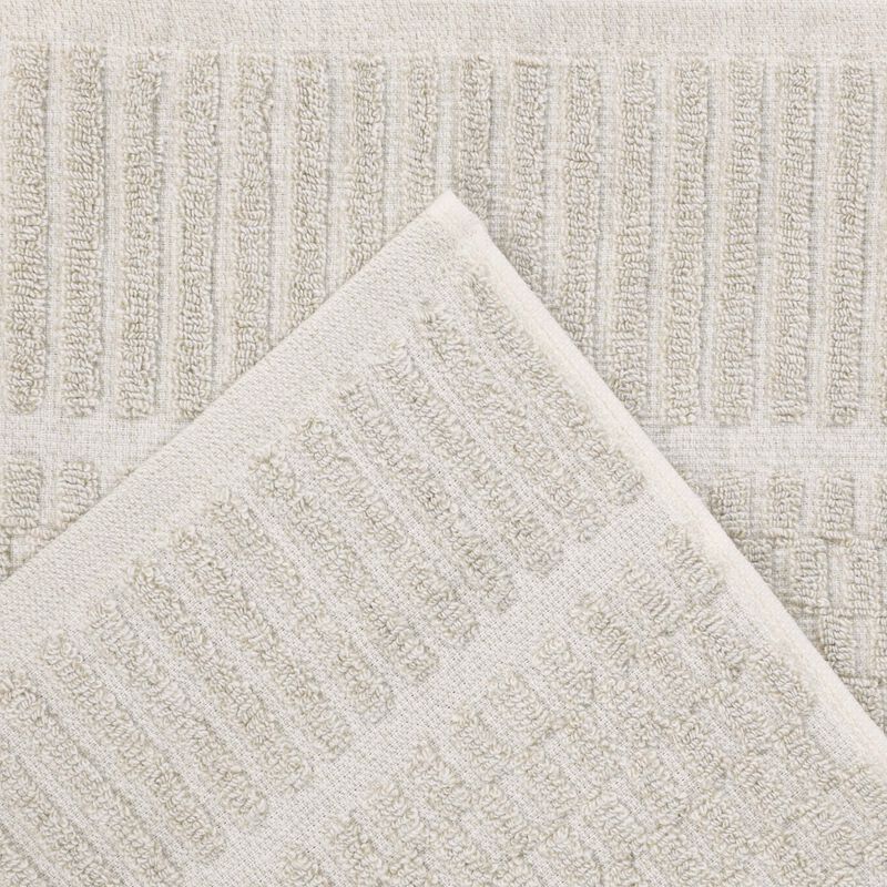Cotton Blend Bathroom Towel Set with Checkered Pattern and Ribbed Border Design image number 2