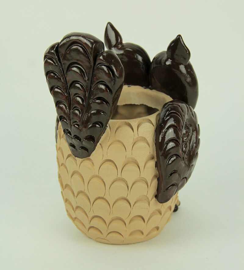 Set of 2 Adorable 9 Inch Tall Decorative Owl Planters image number 2