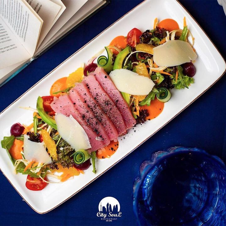 Retro 13.5" x 6" x h:0.75" Rectangular Decorated Porcelain Platter