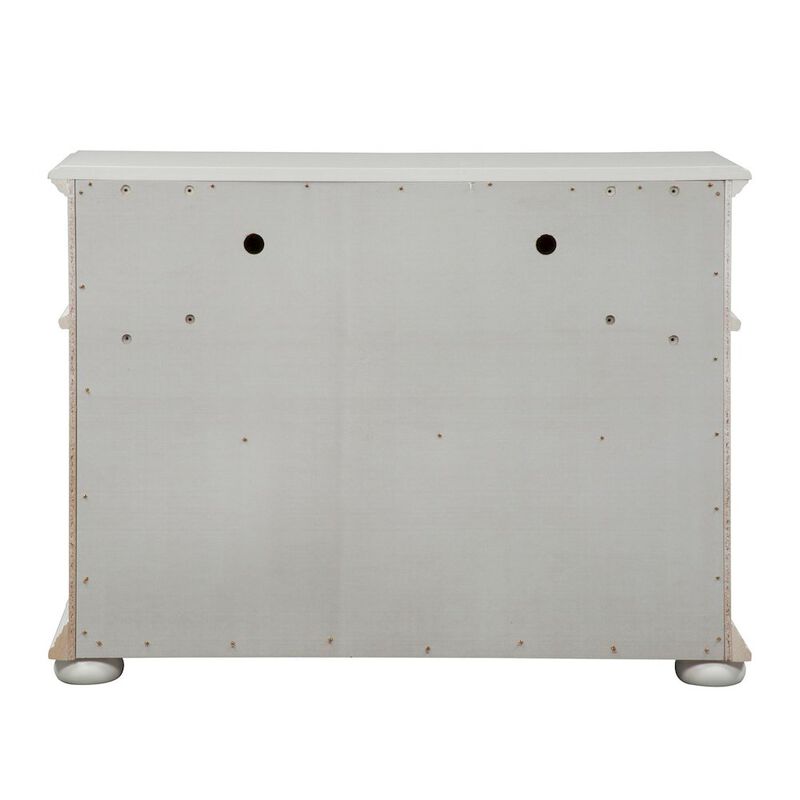Liberty Furniture Summer House 6 Drawer Dresser in Oyster White image number 3