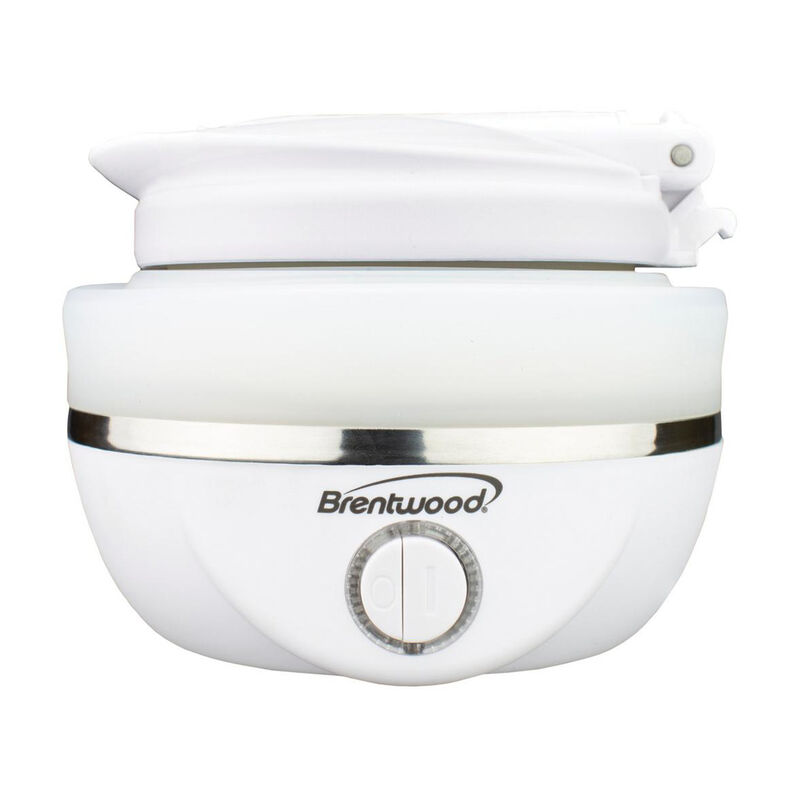 Brentwood Dual Voltage 3.3 Cup Collapsible Travel Kettle in White
